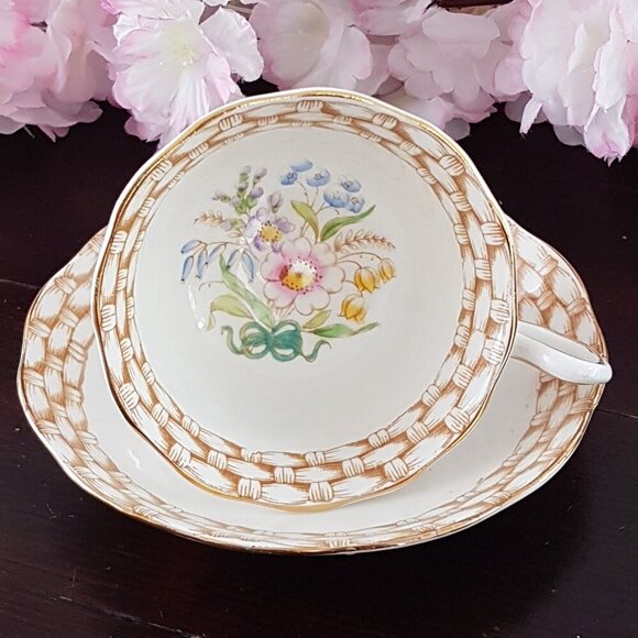 Royal Albert Basket of Flowers Tea Cup Bone China England - Picture 2 of 11